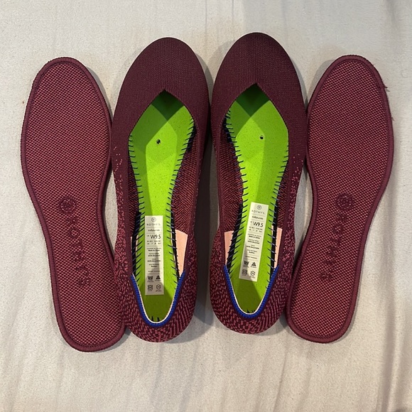 🆕 Rothy’s Fig Python Flats *Retired Color* NWOB - Picture 10 of 13
